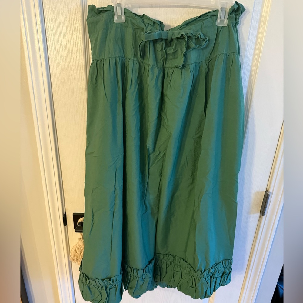 Elegant Green Women's Skirt